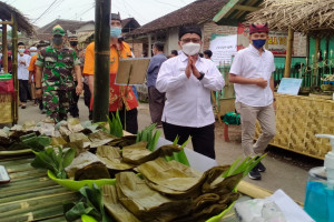 Pasar Rakyat Bermunculan, Wabup Sugirah: Baik untuk Dongkrak Ekonomi