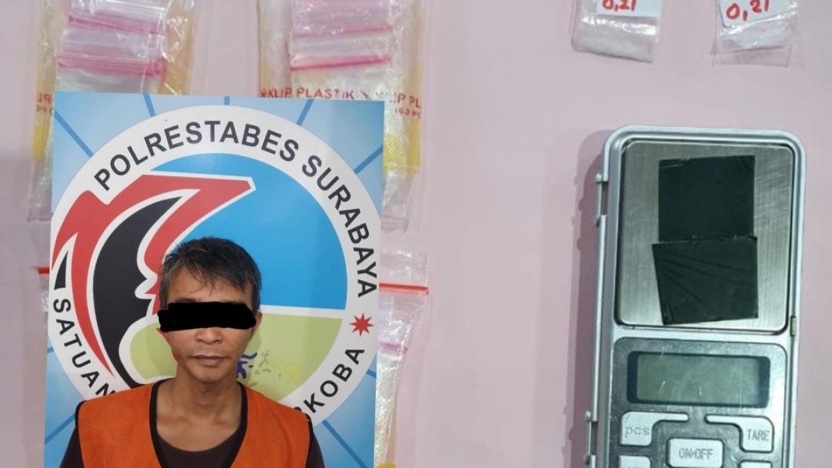 Lagi! Tukang Bangunan di Surabaya Nyambi jadi Pengedar Sabu-Sabu