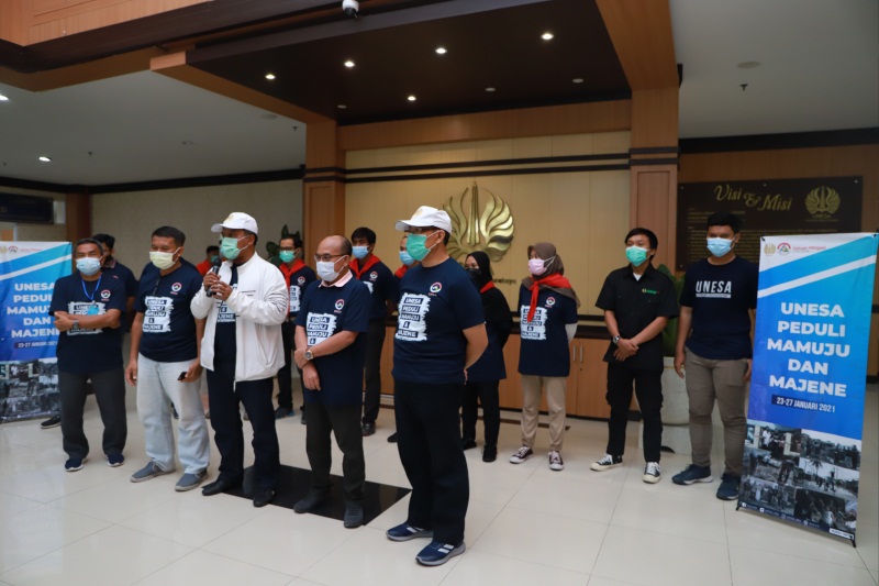 Unesa Peduli Bencana, Berangkatkan Relawan ke Mamuju - Majene