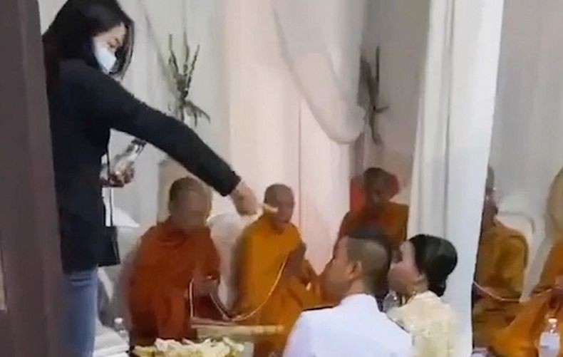 Viral, Pria Ini Digerebek Istrinya saat Nikahi Wanita Lain